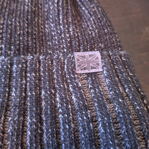 Britt's Knits Men's Winter Harbor Hat - Picture 3 of 7